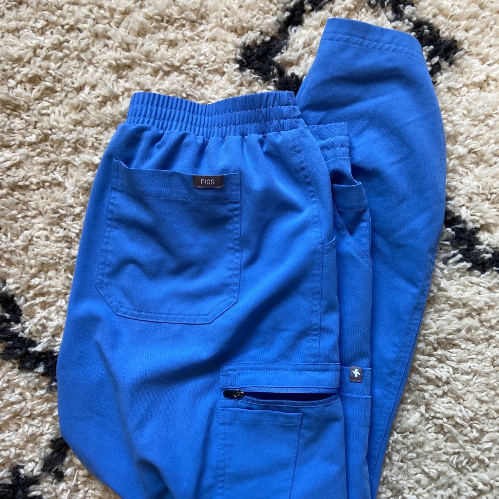 FIGS - yola skinny scrub pants - ceil blue, medium, petite